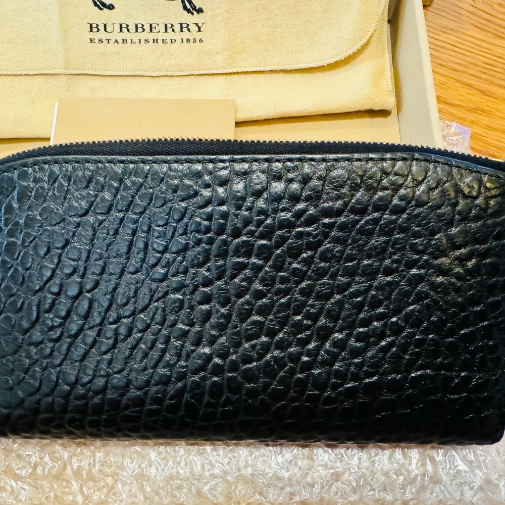 Burberry Original Authentic Wallet Pre-Loved - Picture 4 of 14
